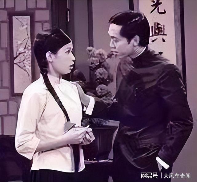 四天后就离世他的一生连代表作都是遗憾尊龙凯时app前几天还在悼念许绍雄(图5)